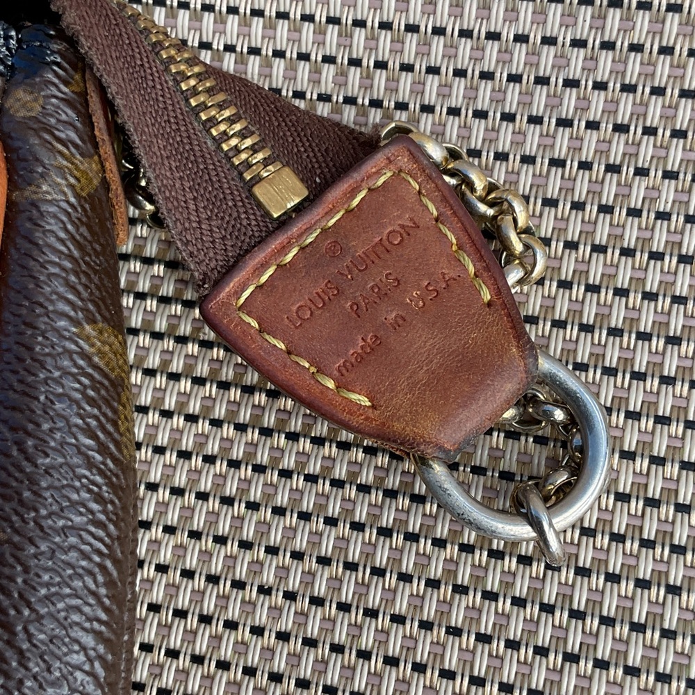 Louis Vuitton Eva clutch LV monogram bag - Picture 8 of 16